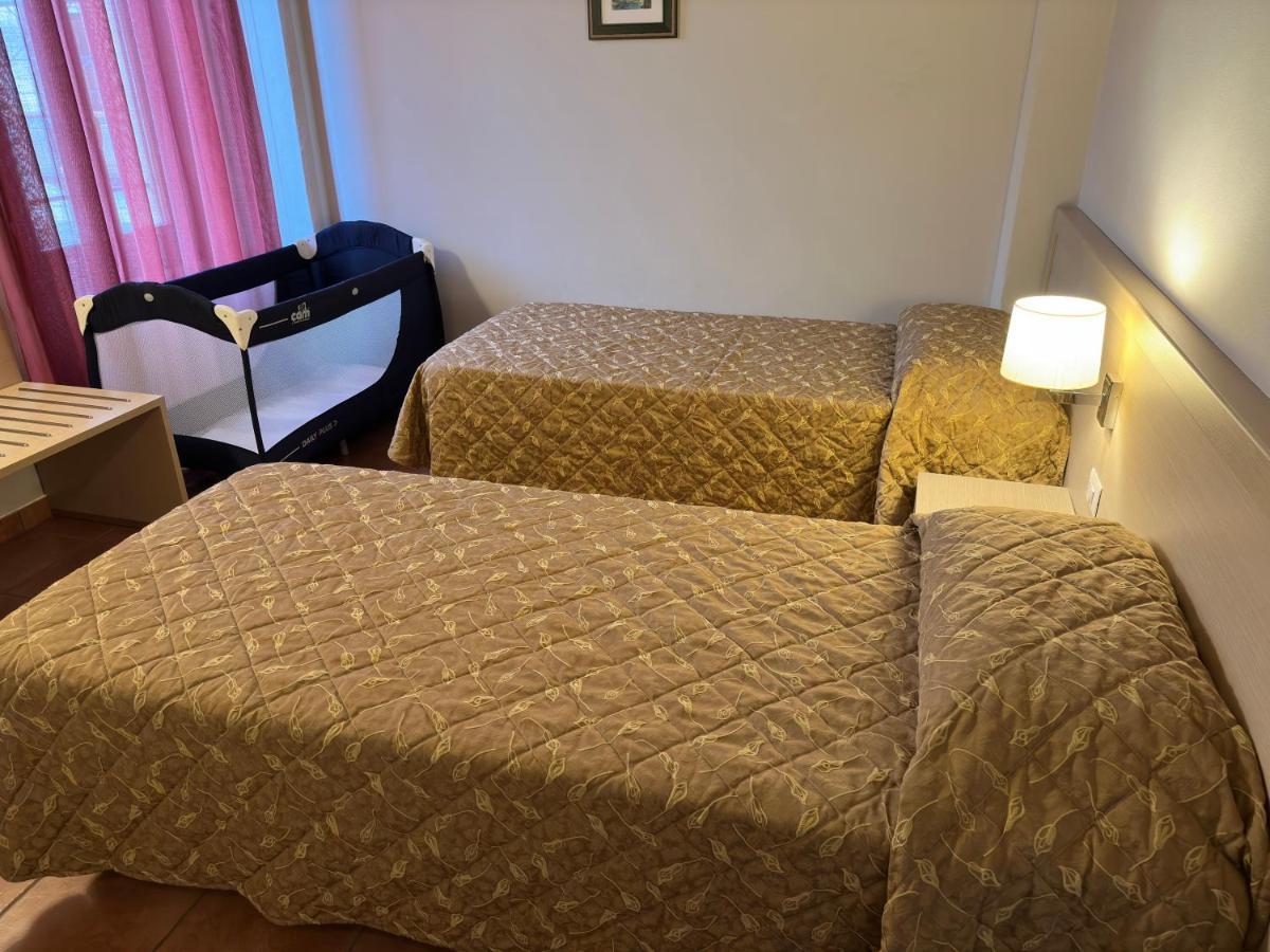 Domus San Bernardino Bed and Breakfast Verona Exteriör bild