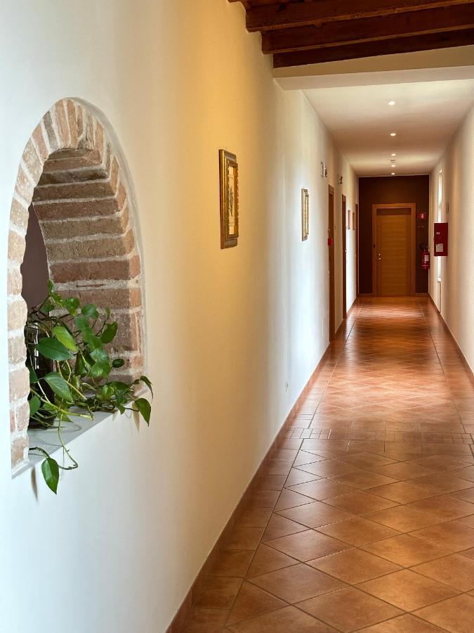 Domus San Bernardino Bed and Breakfast Verona Exteriör bild